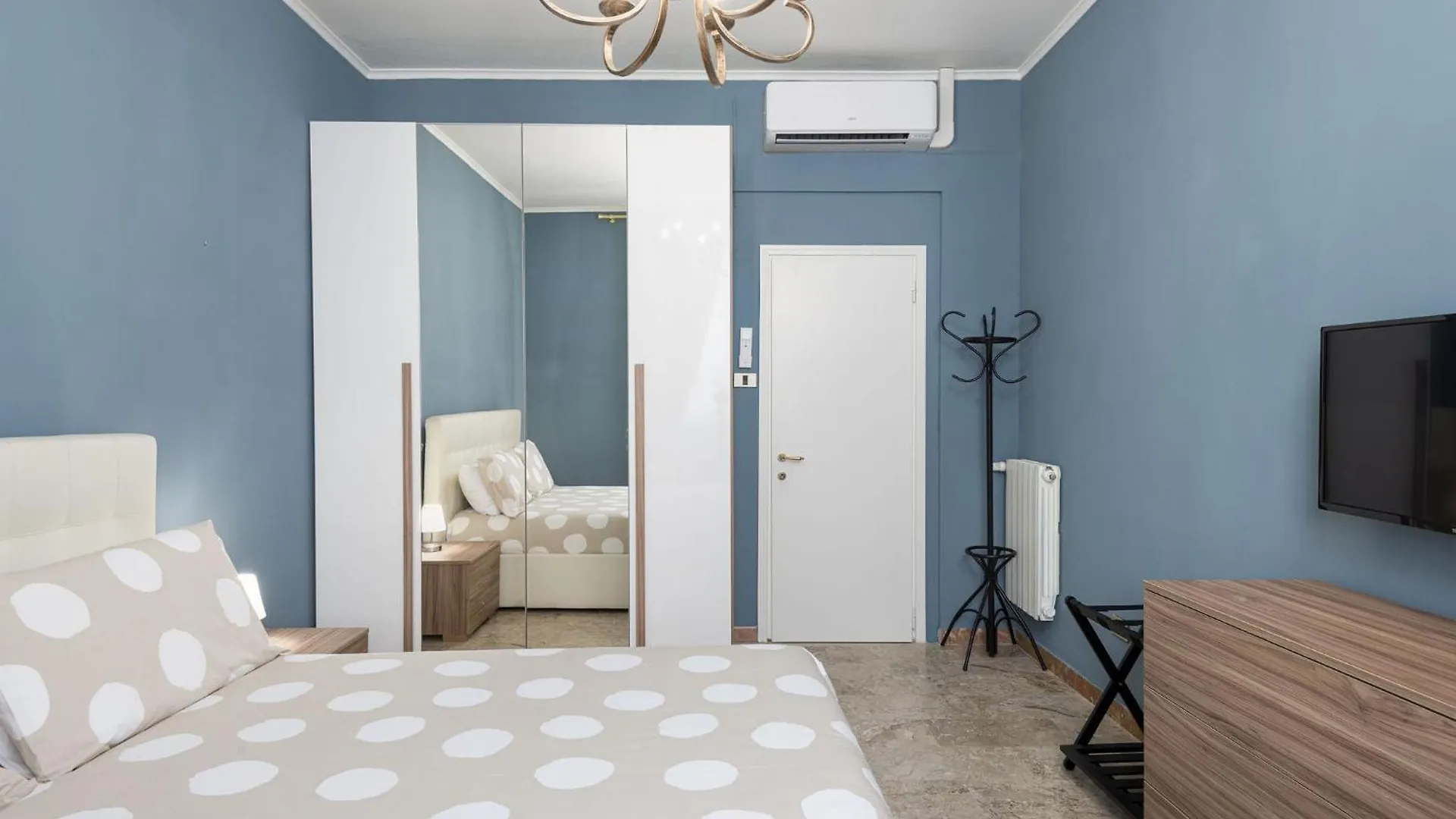 Apartment Porta Al Prato Family Home Florence Italy